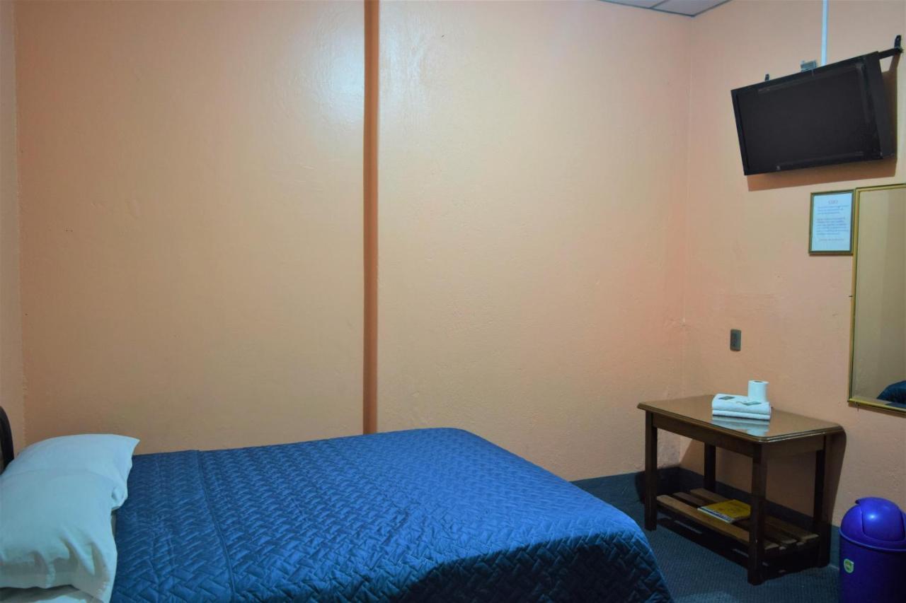 Hotel Asuncion Guatemala City Bagian luar foto