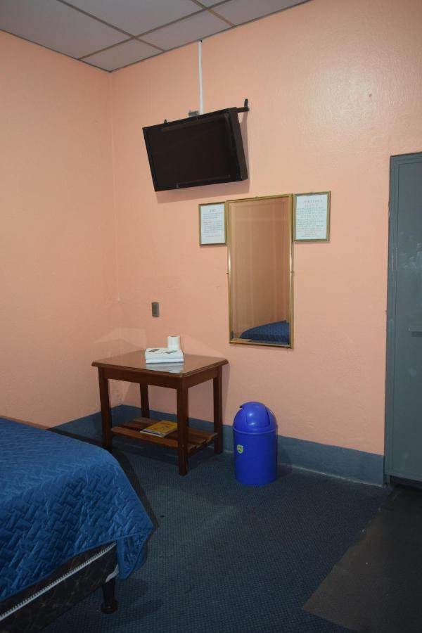 Hotel Asuncion Guatemala City Bagian luar foto